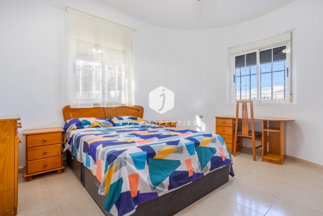 Tweedehands - Villa -
Torrevieja - Costa Blanca