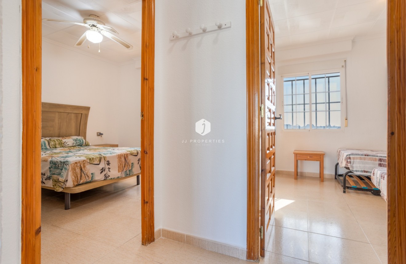 Tweedehands - Villa -
Torrevieja - Costa Blanca