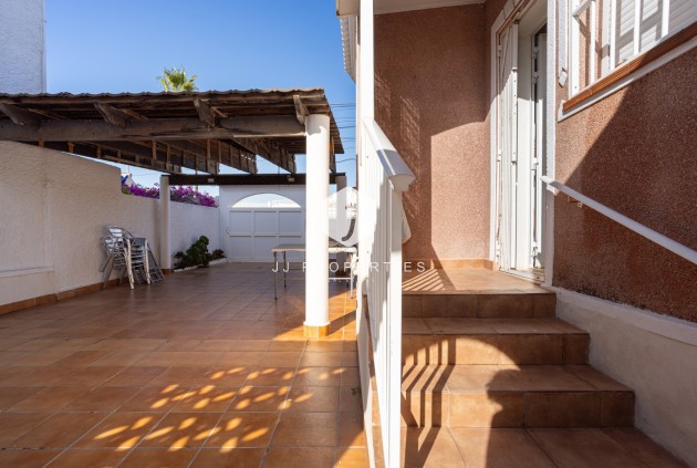 Tweedehands - Villa -
Torrevieja - Costa Blanca
