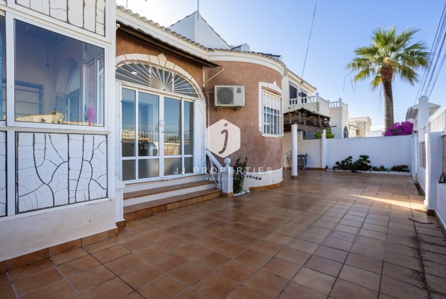 Tweedehands - Villa -
Torrevieja - Costa Blanca