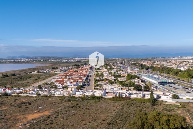 Tweedehands - Villa -
Torrevieja - Costa Blanca