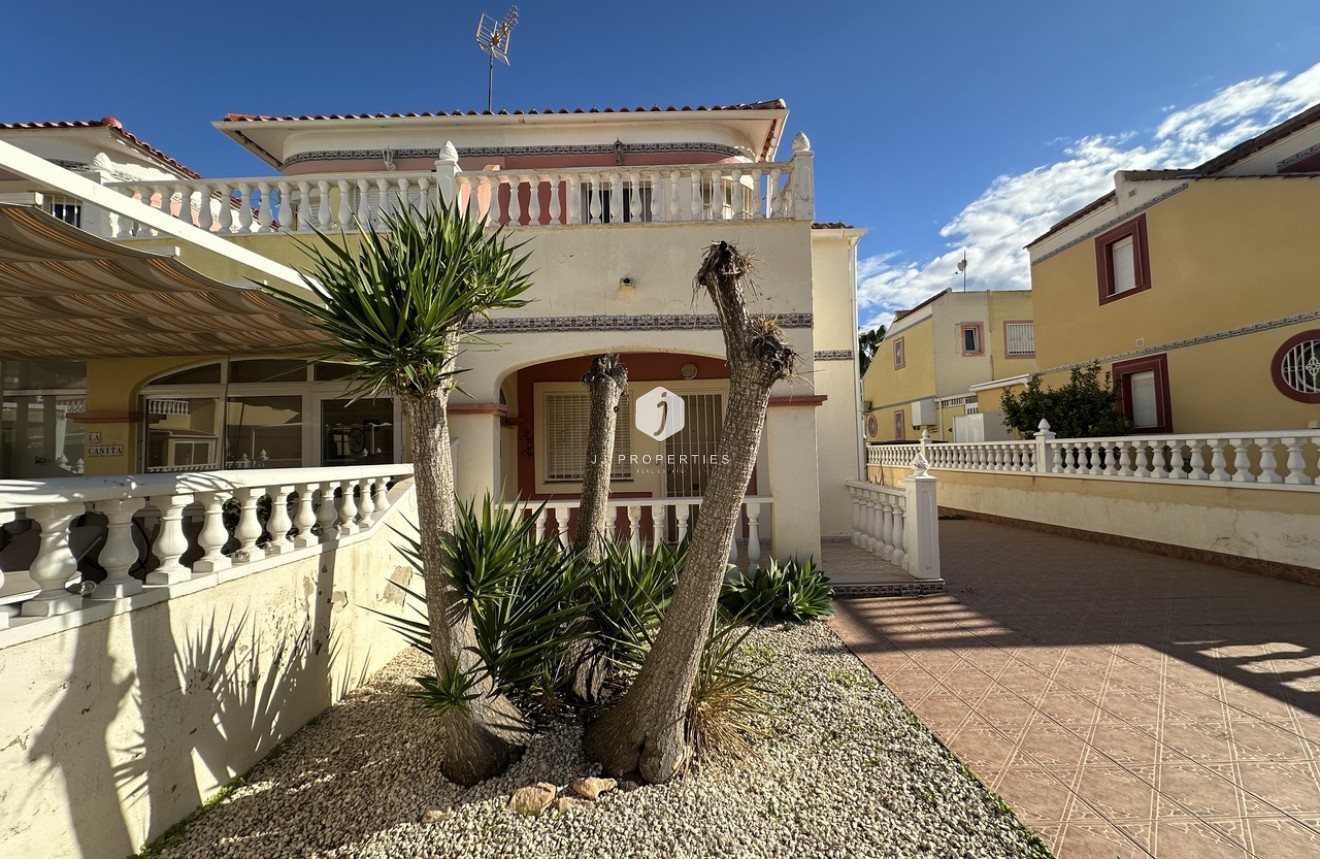 Tweedehands - Chalet -
Cabo Roig - Costa Blanca