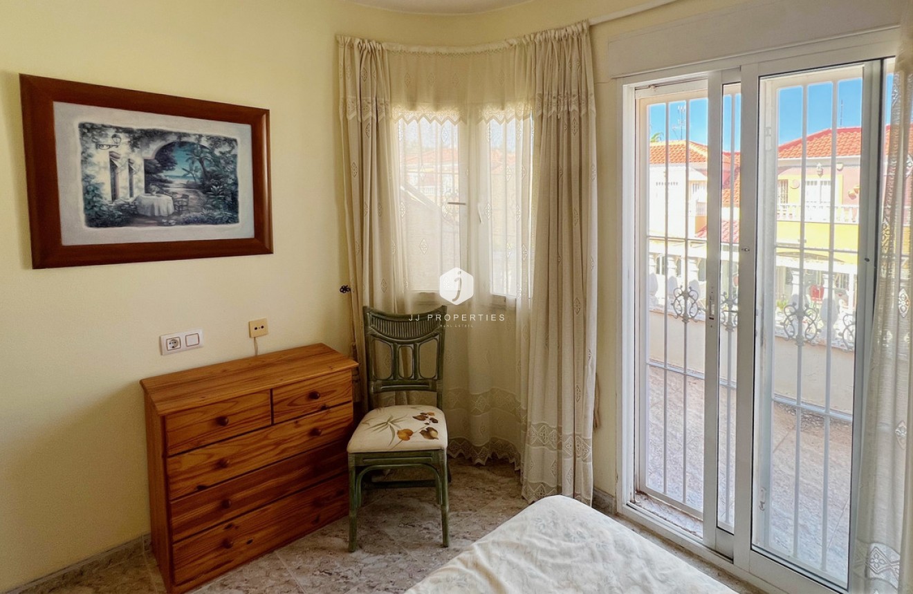 Tweedehands - Chalet -
Cabo Roig - Costa Blanca