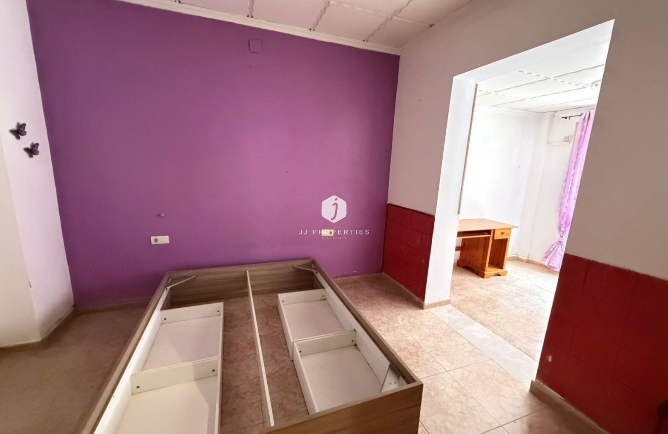 Segunda mano - Chalet -
Torrevieja