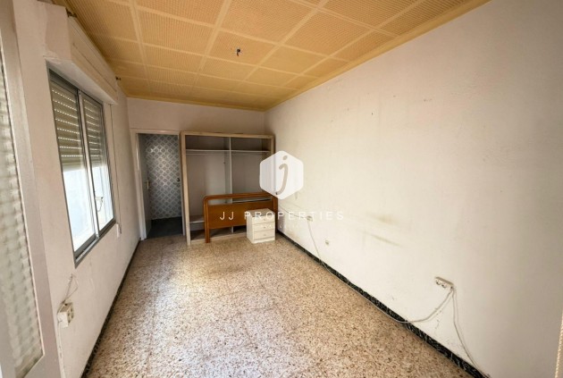 Segunda mano - Chalet -
Torrevieja