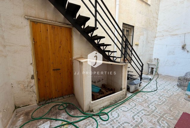 Segunda mano - Chalet -
Torrevieja