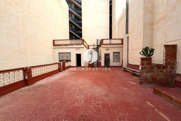 Segunda mano - Chalet -
Torrevieja