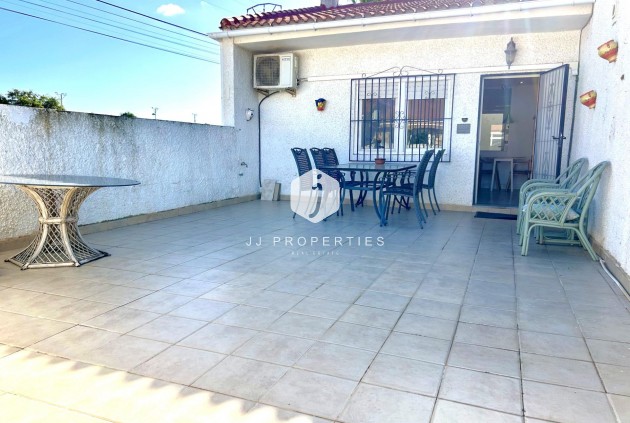 Tweedehands - Bungalow -
Torrevieja - El Limonar