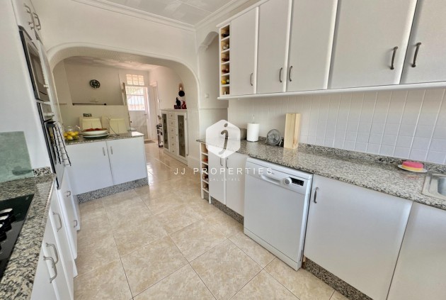 Tweedehands - Villa -
Dolores - Comunidad Valenciana