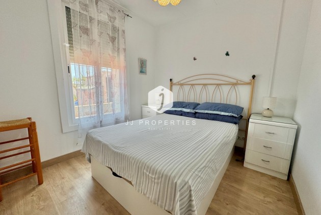 Tweedehands - Villa -
Dolores - Comunidad Valenciana