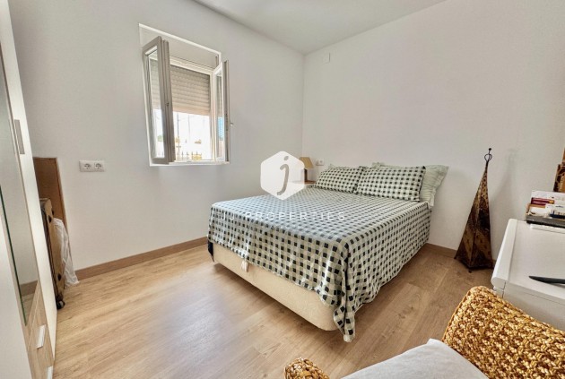 Tweedehands - Villa -
Dolores - Comunidad Valenciana