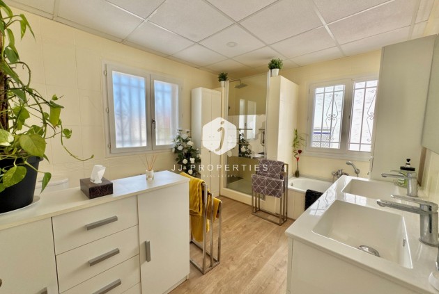 Tweedehands - Villa -
Dolores - Comunidad Valenciana