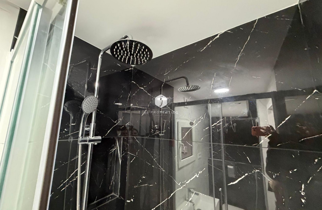 Tweedehands - Appartement / flat -
Torrevieja - Playa del Cura