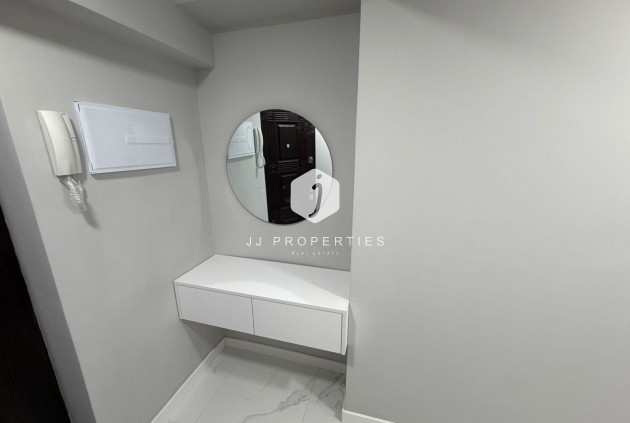 Tweedehands - Appartement / flat -
Torrevieja - Playa del Cura