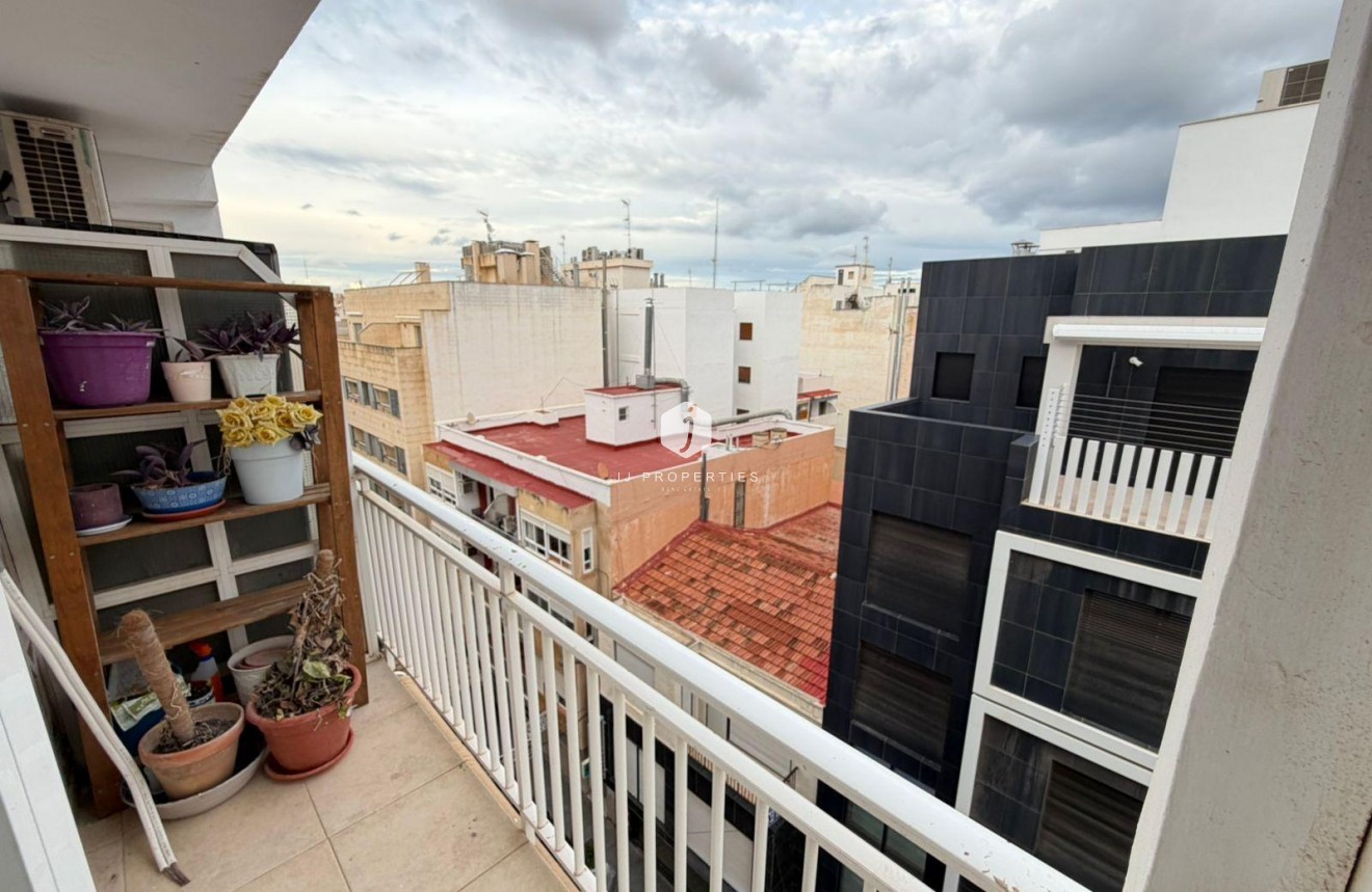 Tweedehands - Appartement / flat -
Torrevieja - Playa del Cura