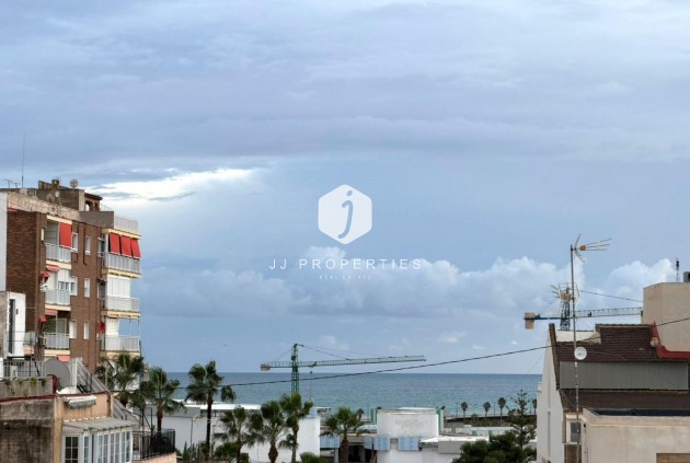 Tweedehands - Appartement / flat -
Torrevieja - Playa del Cura