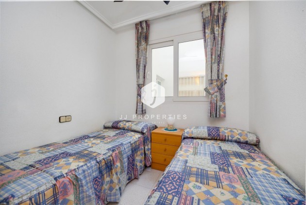 Tweedehands - Appartement / flat -
Torrevieja - Acequion