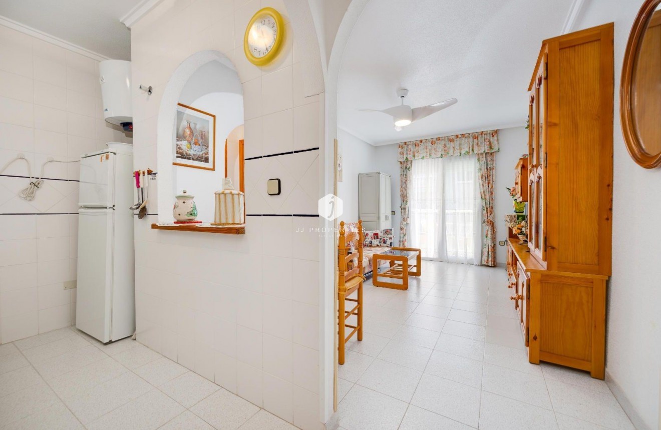 Tweedehands - Appartement / flat -
Torrevieja - Acequion