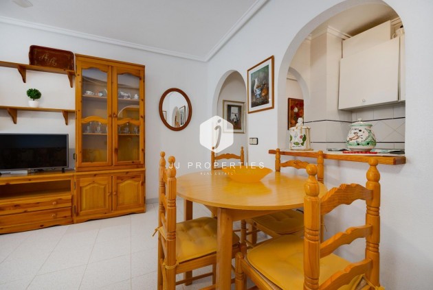 Tweedehands - Appartement / flat -
Torrevieja - Acequion