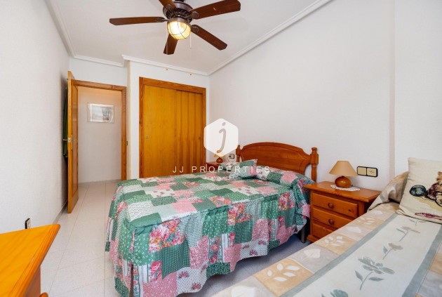 Tweedehands - Appartement / flat -
Torrevieja - Acequion
