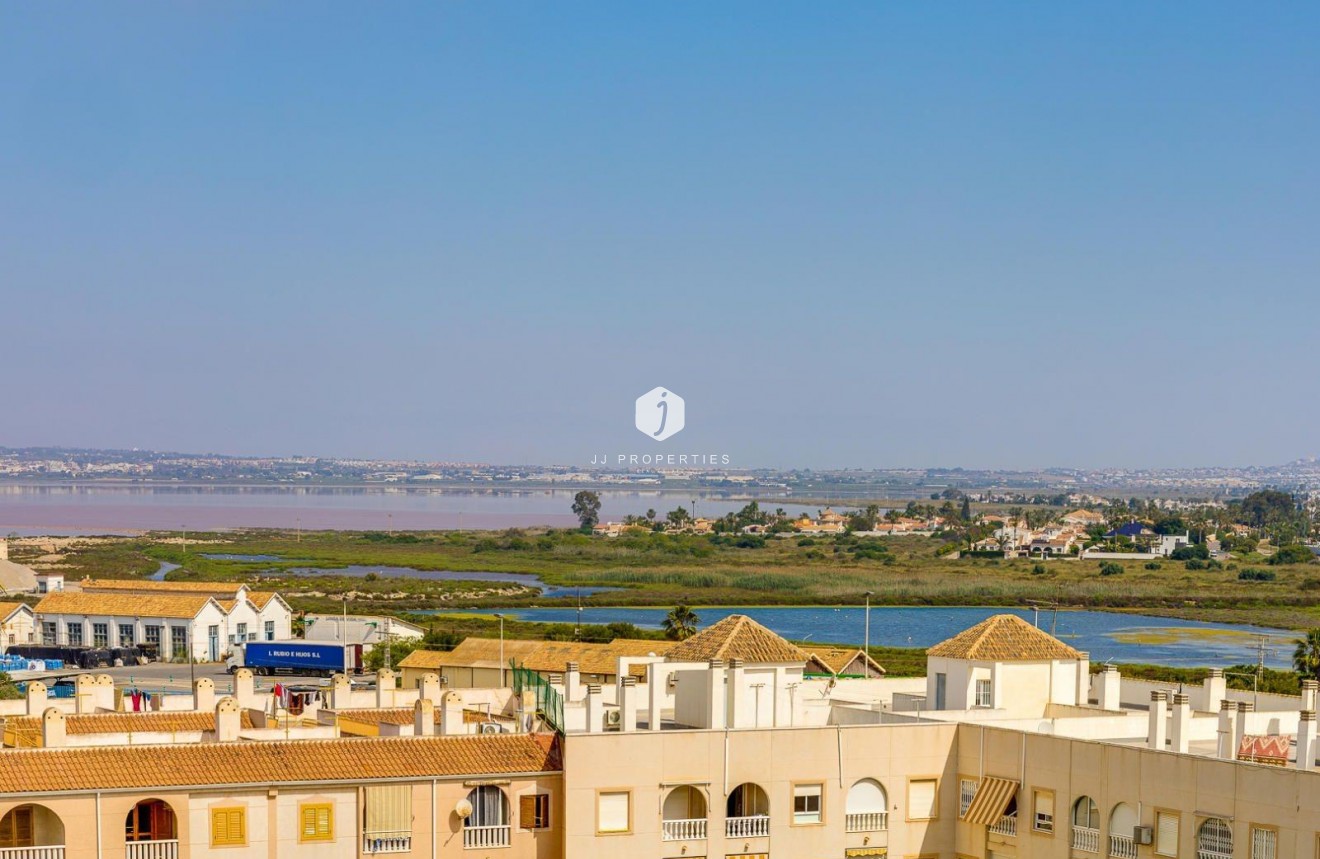 Tweedehands - Appartement / flat -
Torrevieja - Acequion