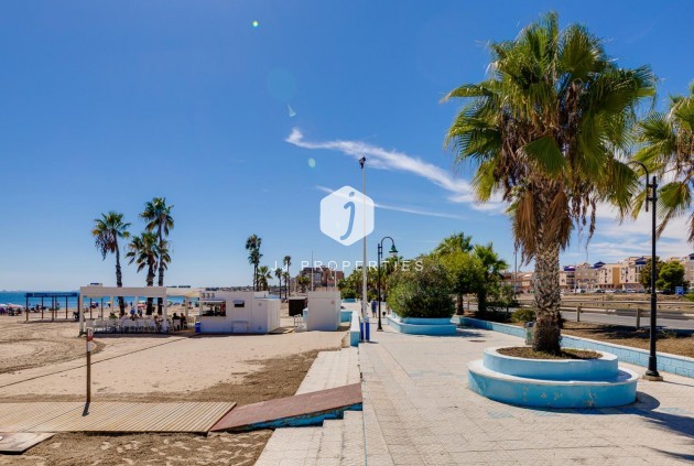 Tweedehands - Appartement / flat -
Torrevieja - Acequion