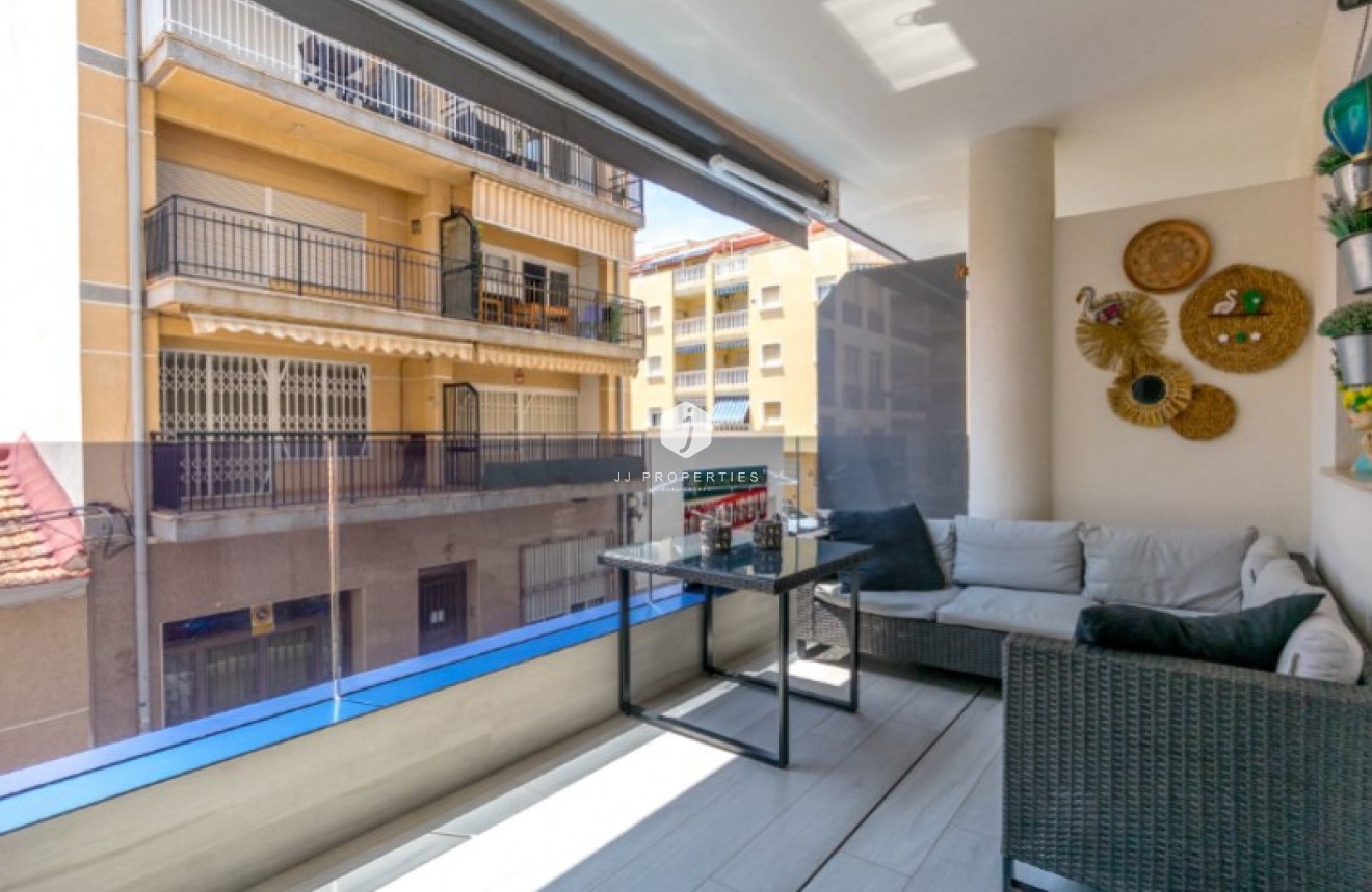 Tweedehands - Appartement / flat -
Torrevieja - Costa Blanca