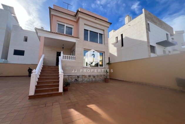 Tweedehands - Villa -
Orihuela Costa - Villamartín-las Filipinas