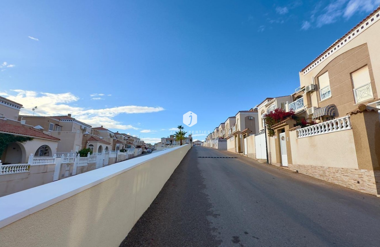 Aus zweiter Hand - Bungalow -
Torrevieja - Torreblanca