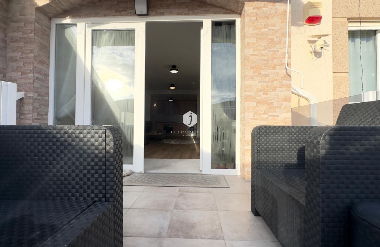Aus zweiter Hand - Bungalow -
Torrevieja - Torreblanca