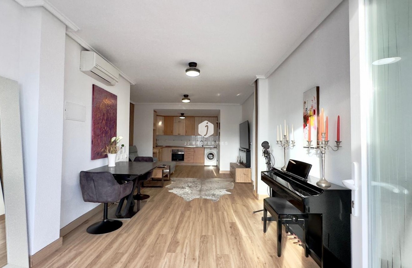 Aus zweiter Hand - Bungalow -
Torrevieja - Torreblanca