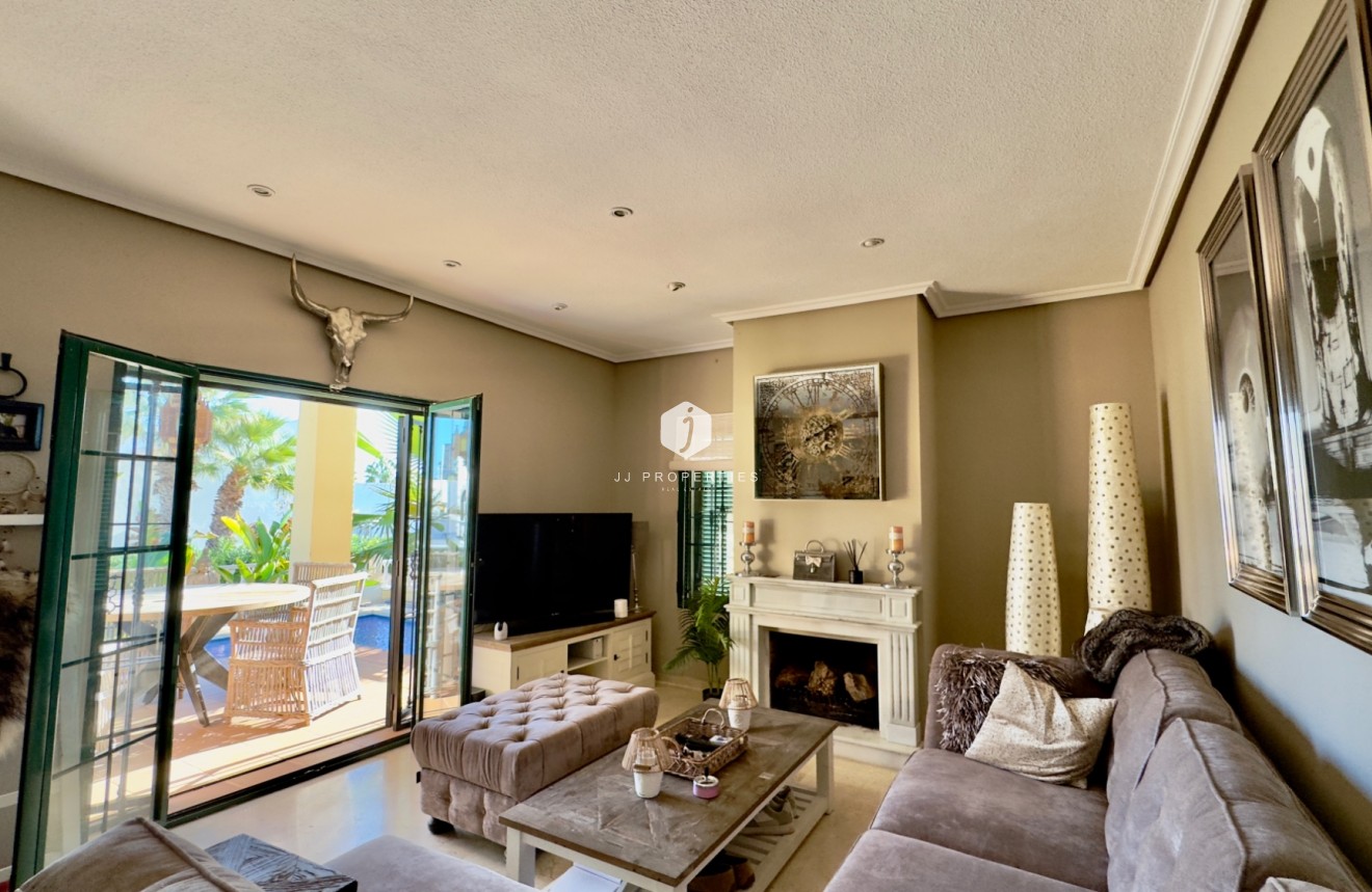 Segunda mano - Villa -
Orihuela Costa - Costa Blanca