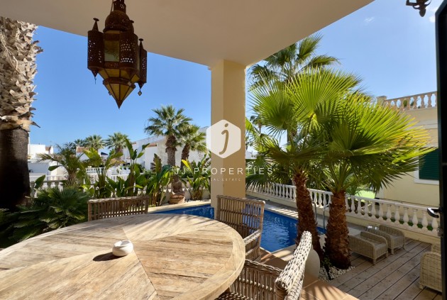 Segunda mano - Villa -
Orihuela Costa - Costa Blanca