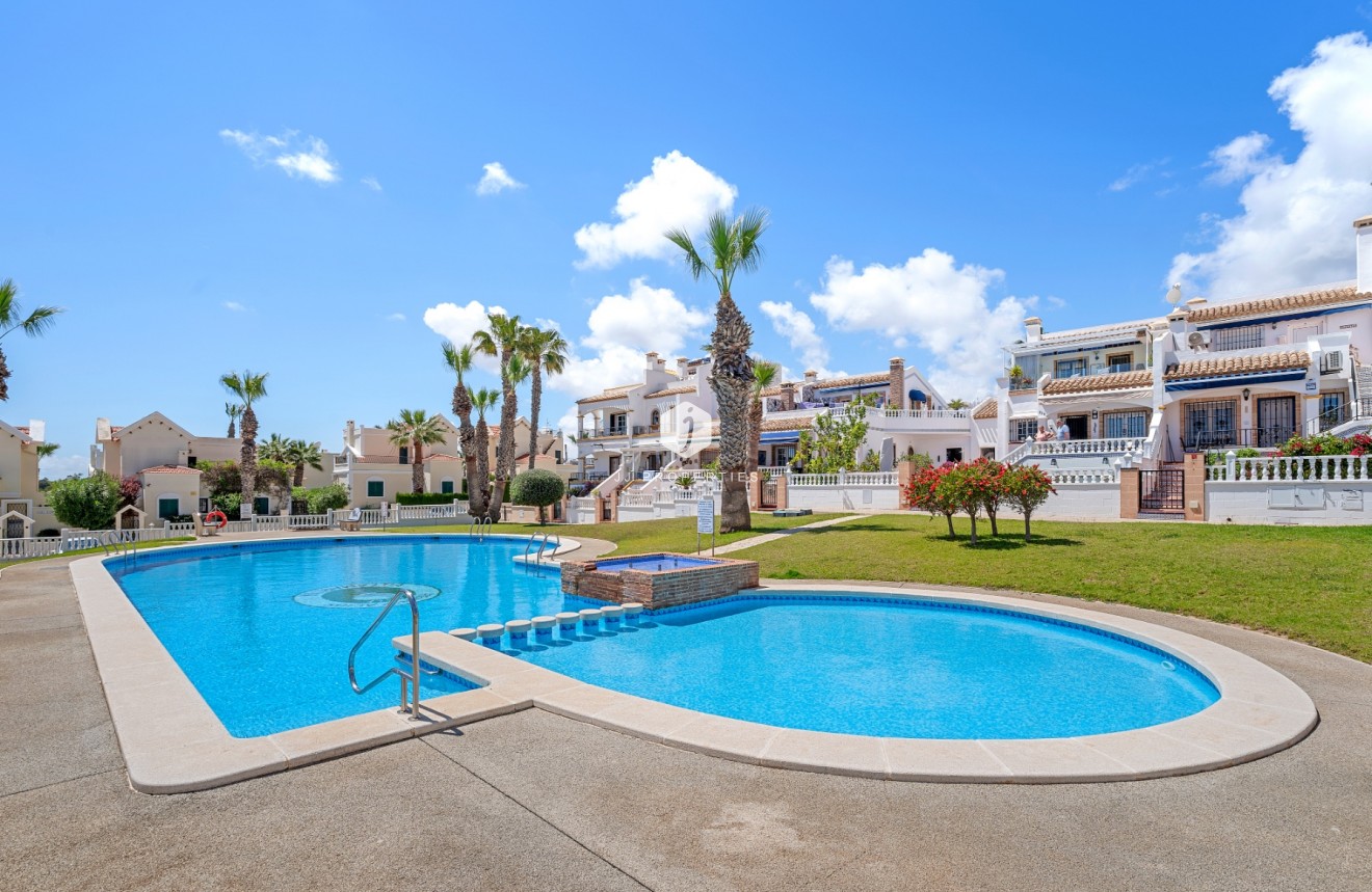 Segunda mano - Villa -
Orihuela Costa - Costa Blanca