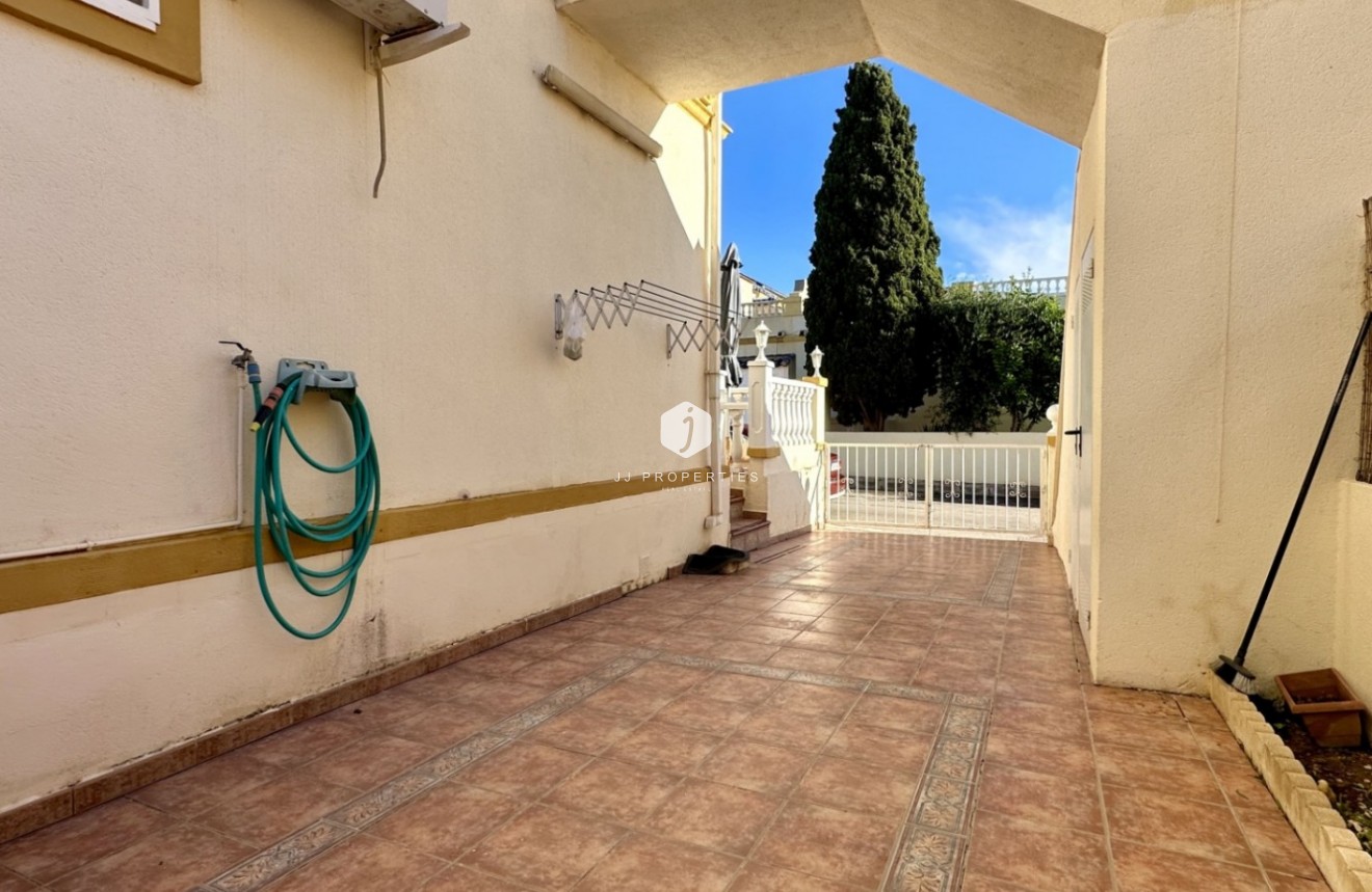 Resale - Apartment / flat -
Orihuela Costa - Costa Blanca