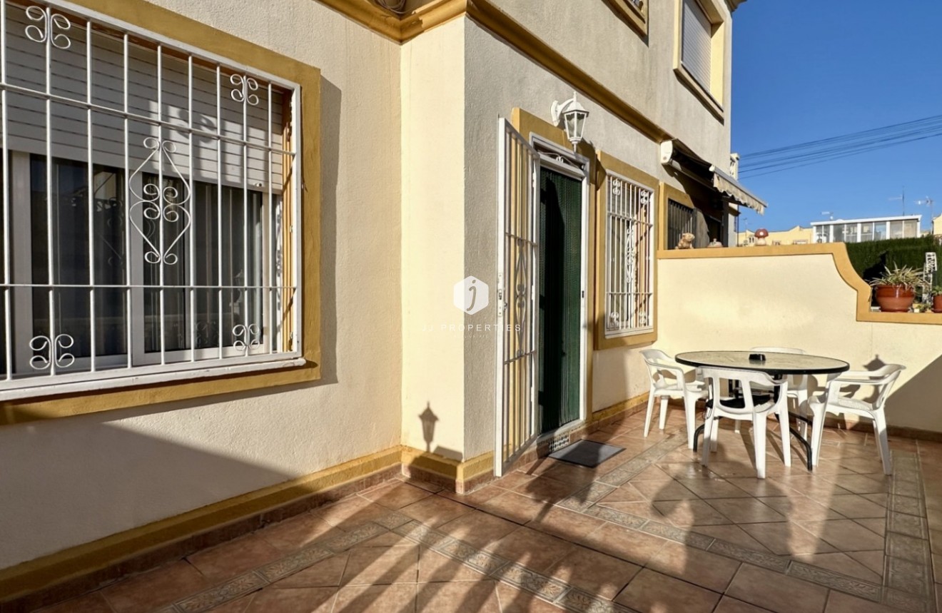 Resale - Apartment / flat -
Orihuela Costa - Costa Blanca