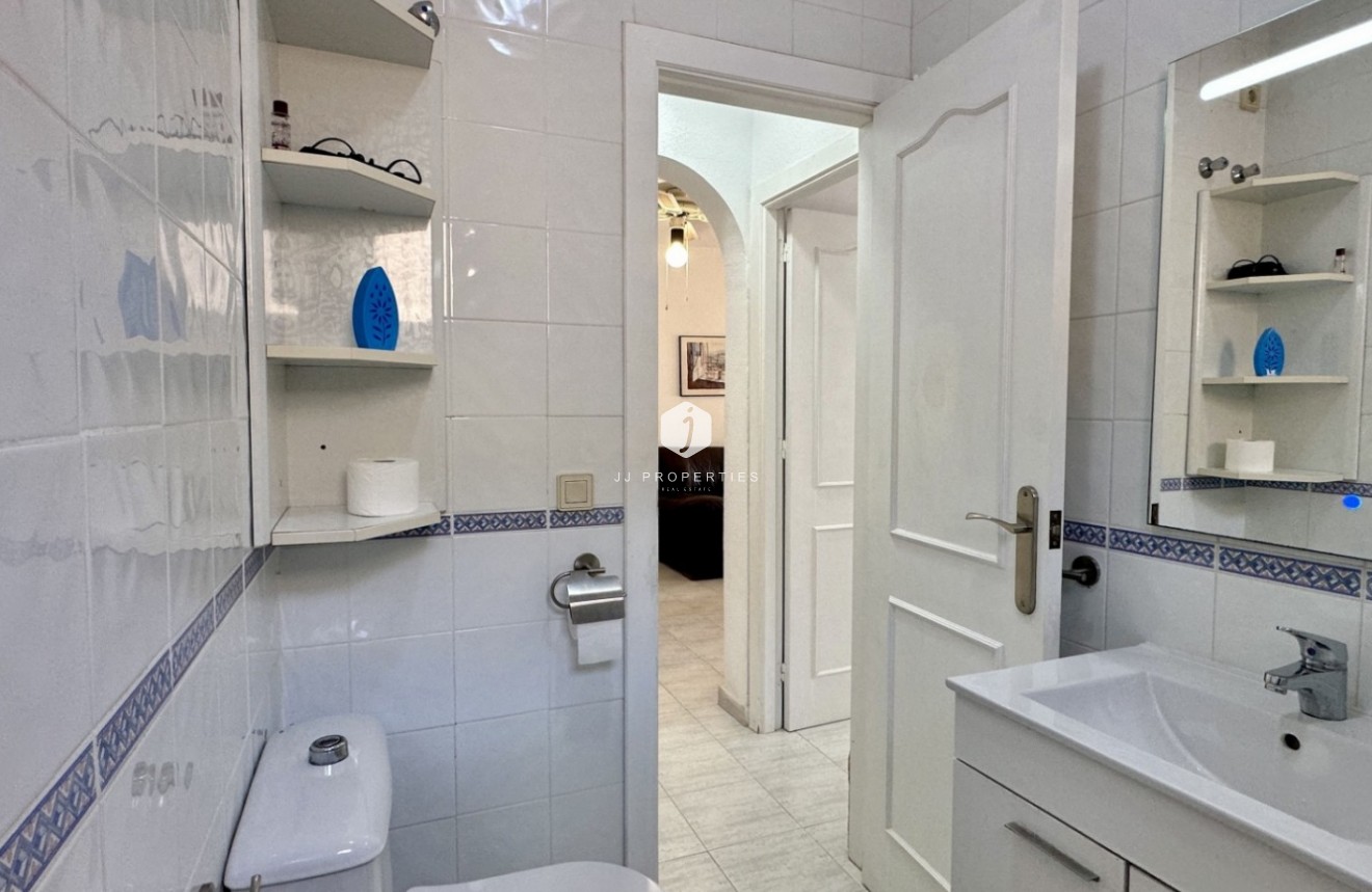 Resale - Apartment / flat -
Orihuela Costa - Costa Blanca