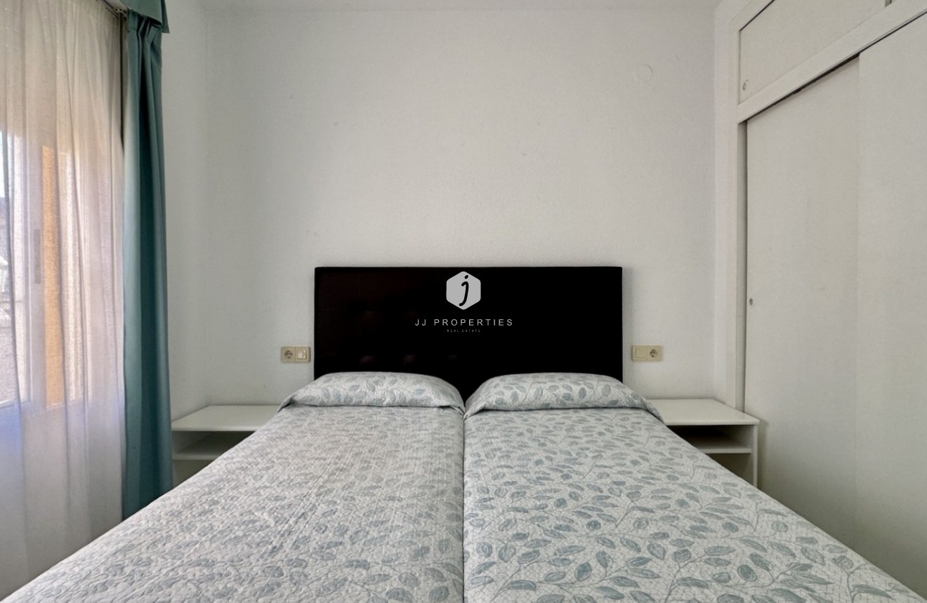 Resale - Apartment / flat -
Orihuela Costa - Costa Blanca