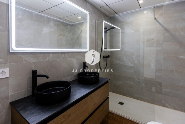 Aus zweiter Hand - Chalet -
Torrevieja - Costa Blanca