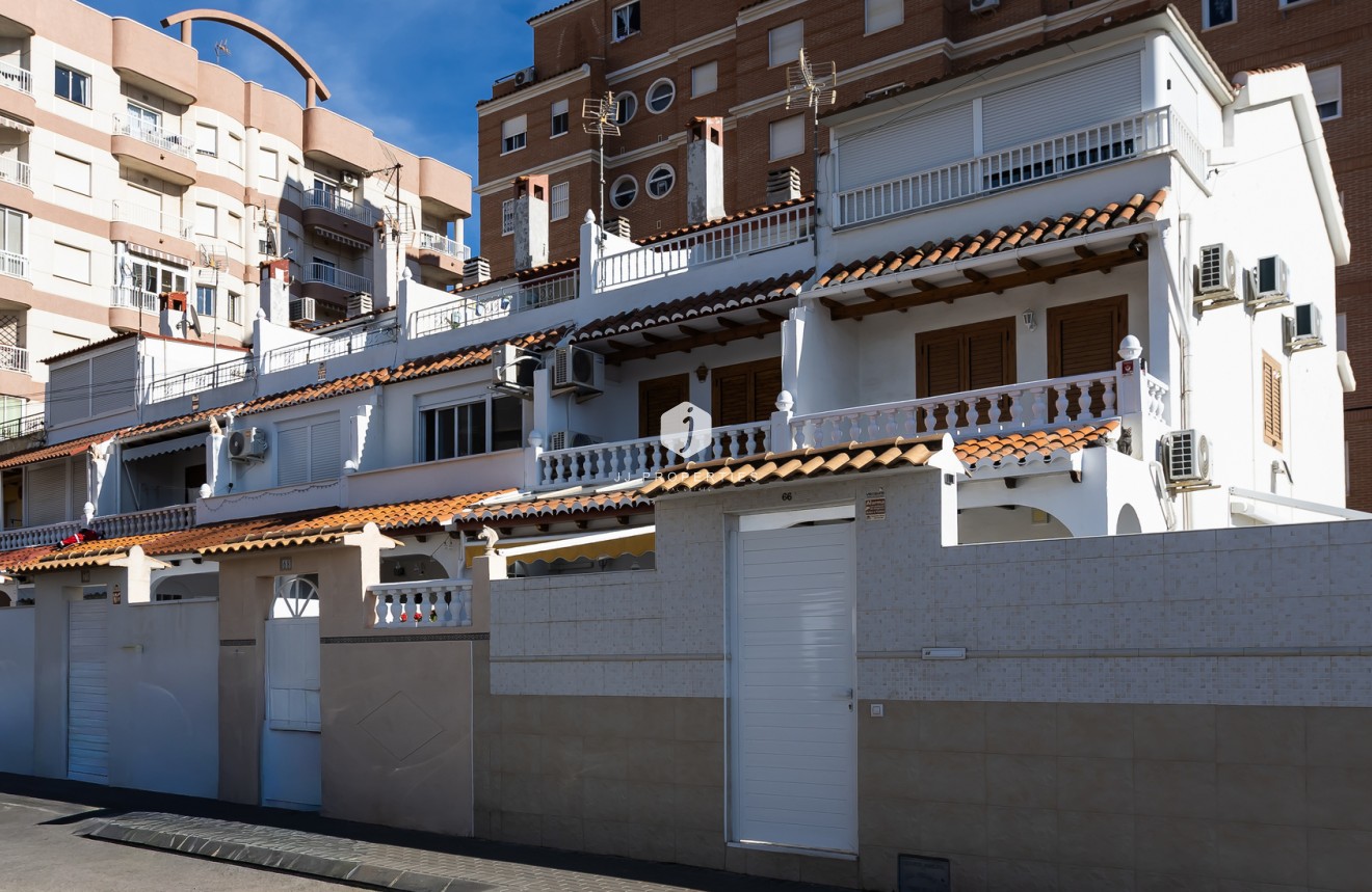 Aus zweiter Hand - Chalet -
Torrevieja - Costa Blanca