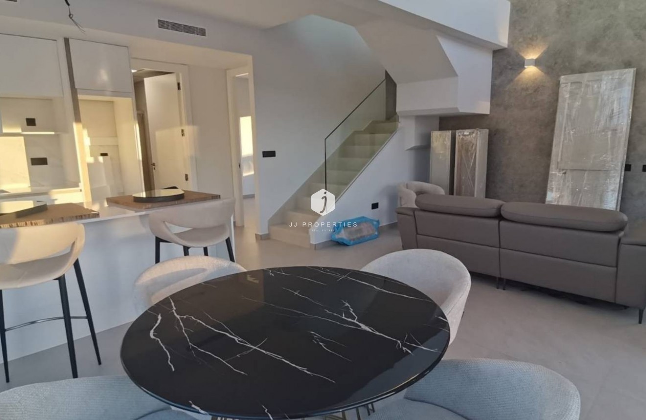 Resale - Villa -
Los Montesinos - Costa Blanca