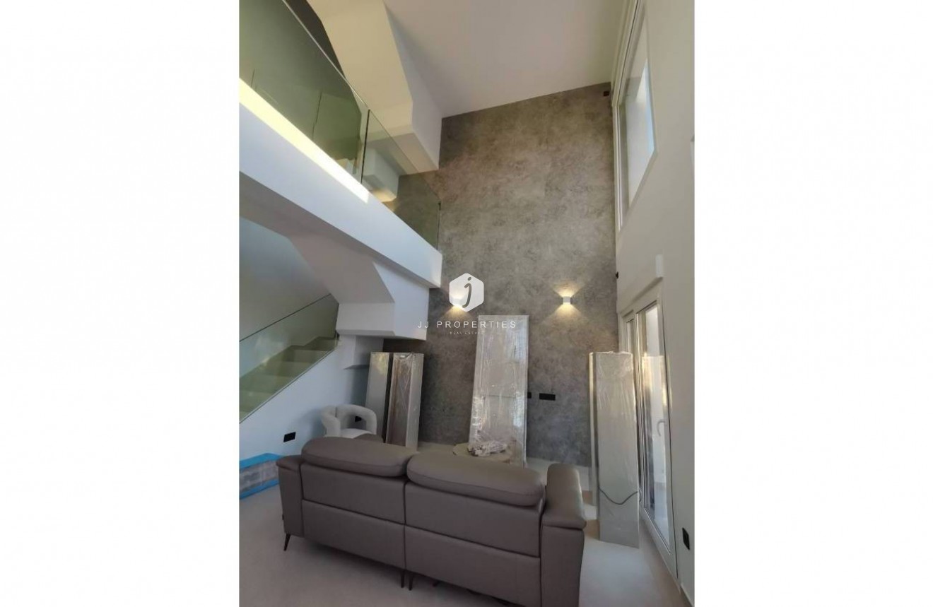 Resale - Villa -
Los Montesinos - Costa Blanca