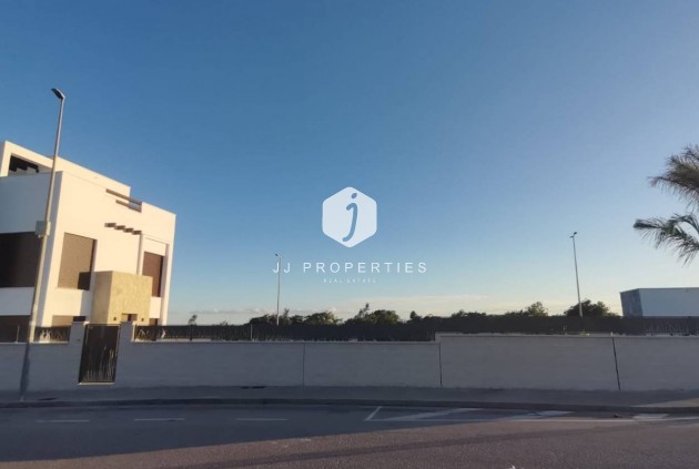 Resale - Villa -
Los Montesinos - Costa Blanca