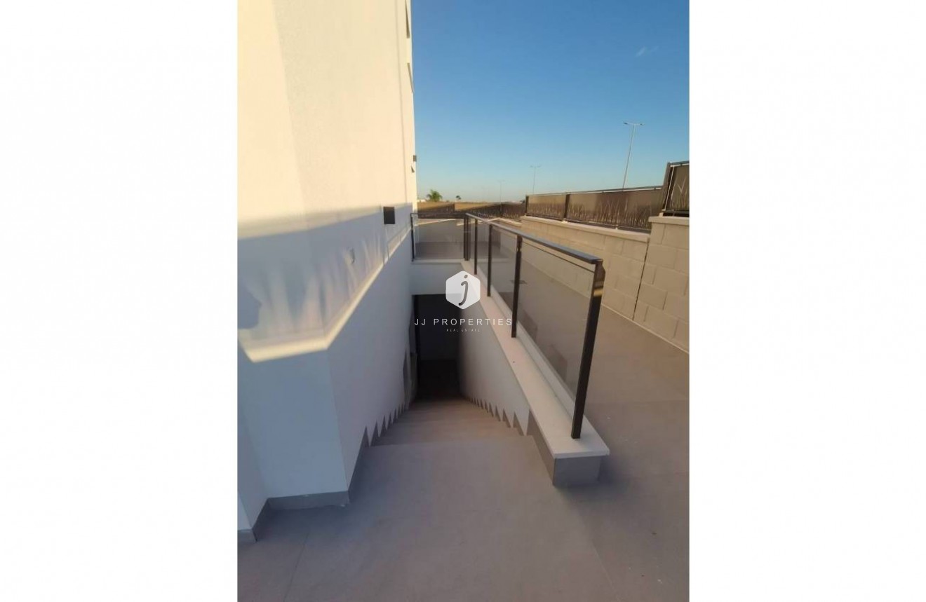 Resale - Villa -
Los Montesinos - Costa Blanca