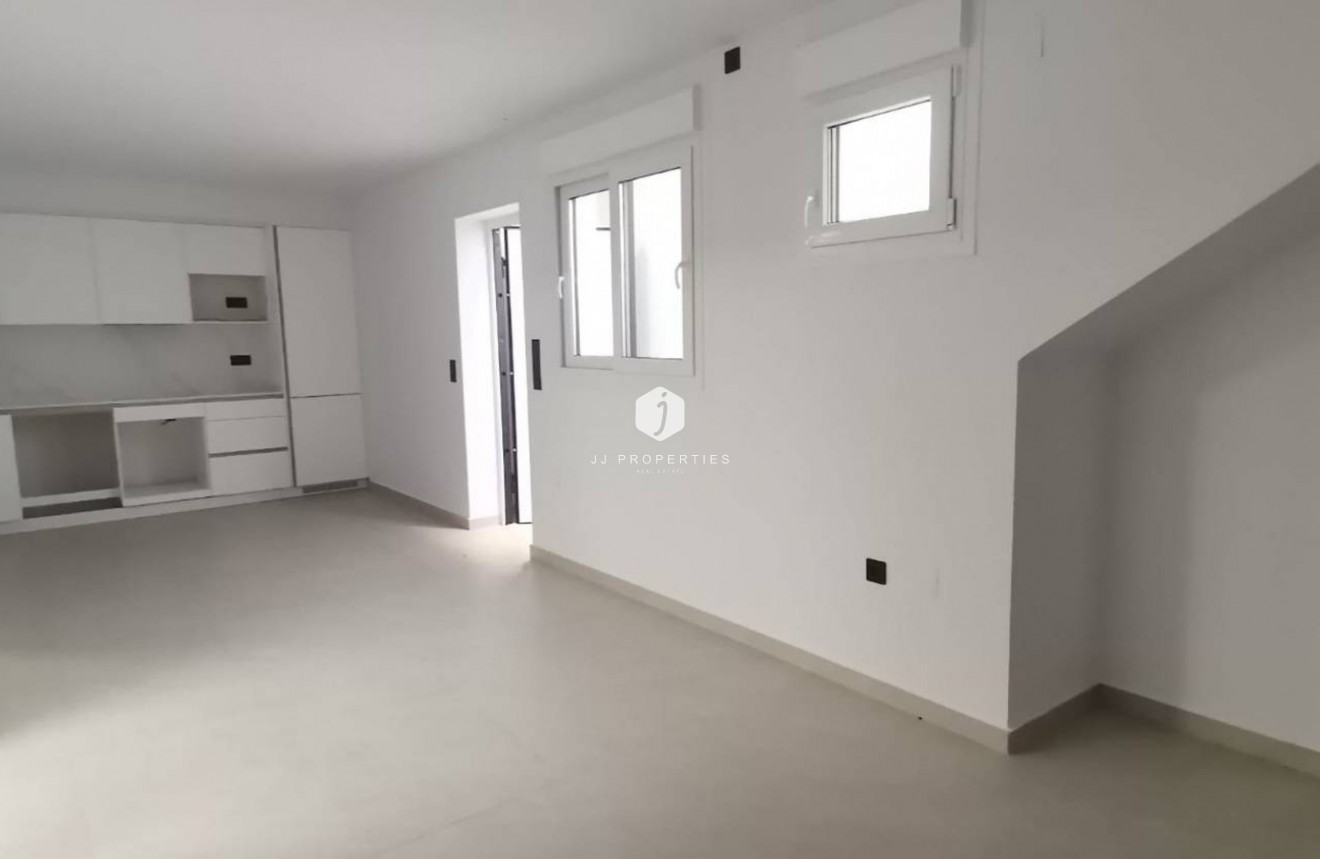 Resale - Villa -
Los Montesinos - Costa Blanca