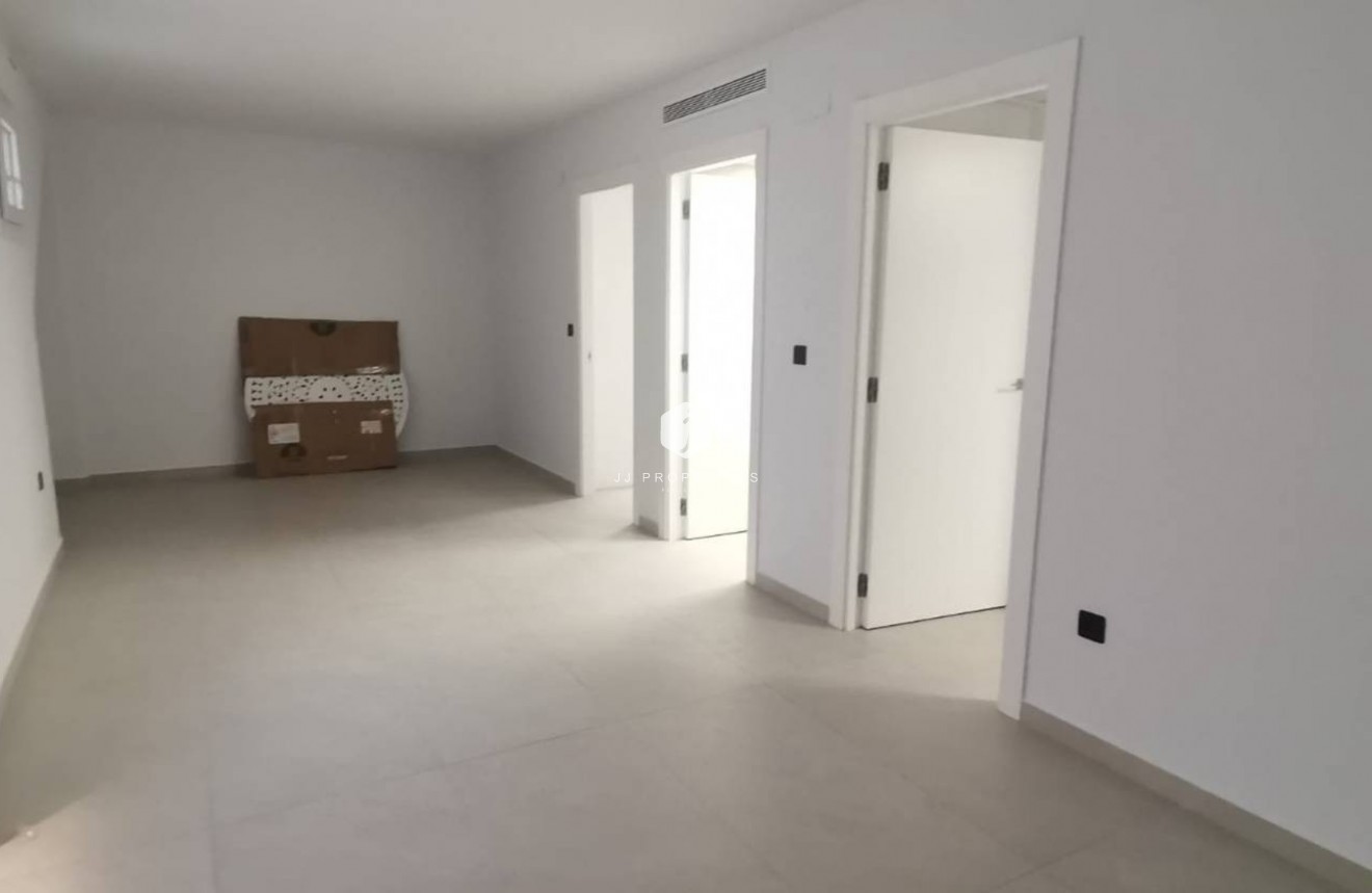 Resale - Villa -
Los Montesinos - Costa Blanca