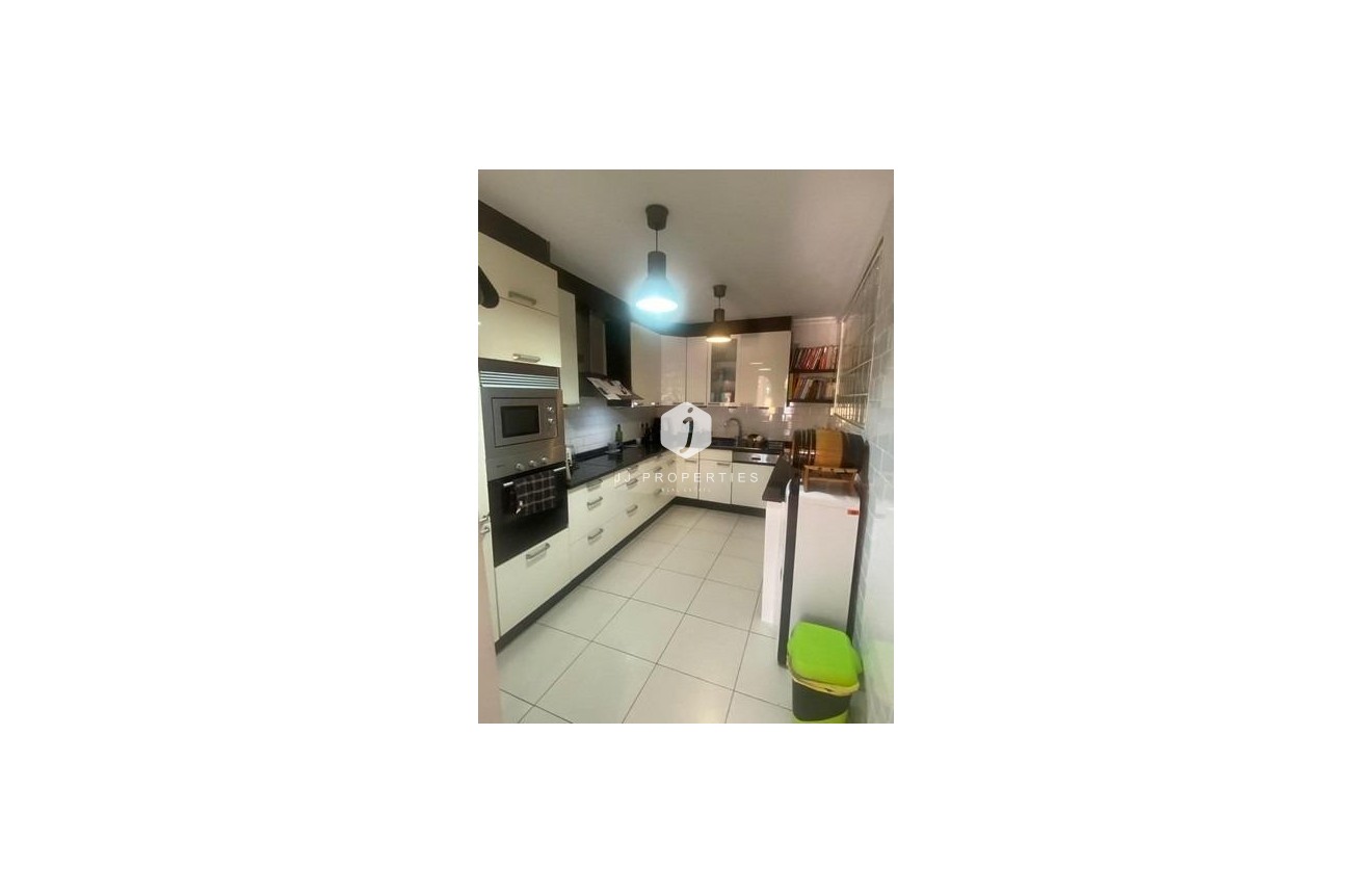 Resale - Villa -
Albatera - Campo De Albatera