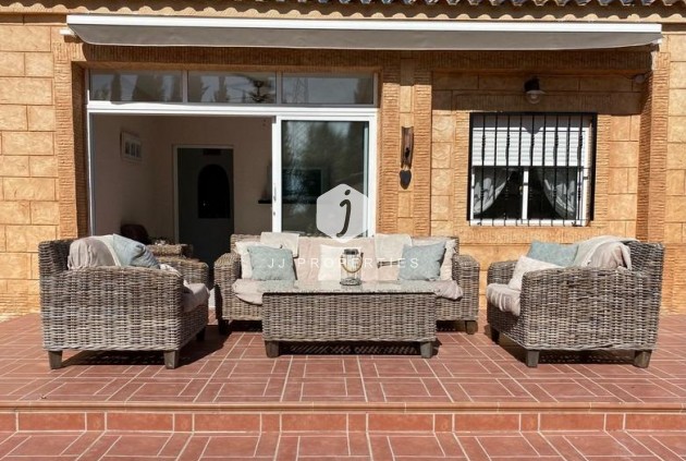 Resale - Villa -
Albatera - Campo De Albatera