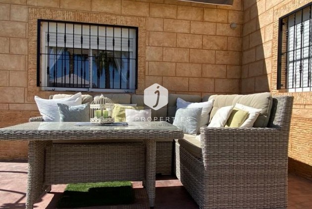 Resale - Villa -
Albatera - Campo De Albatera