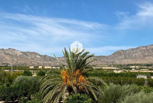 Resale - Villa -
Albatera - Campo De Albatera